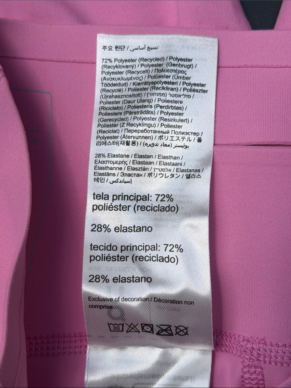 ON Studio Tights 7/8 - Raspberry - Picture 15 of 16